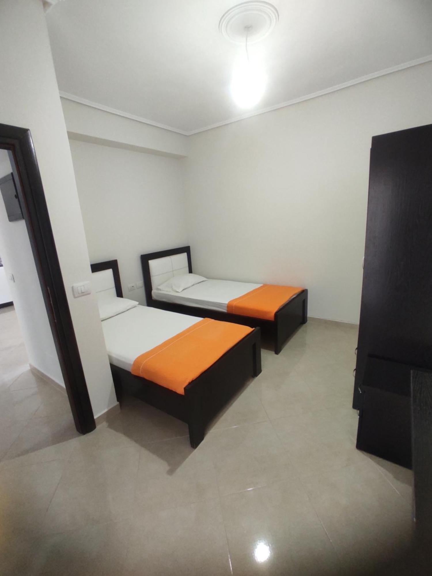 Lukova Center Apartments Eksteriør billede
